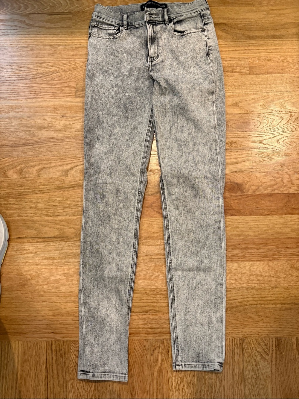 Express Grey Acid-Wash Skinny Jeans Sz 4R